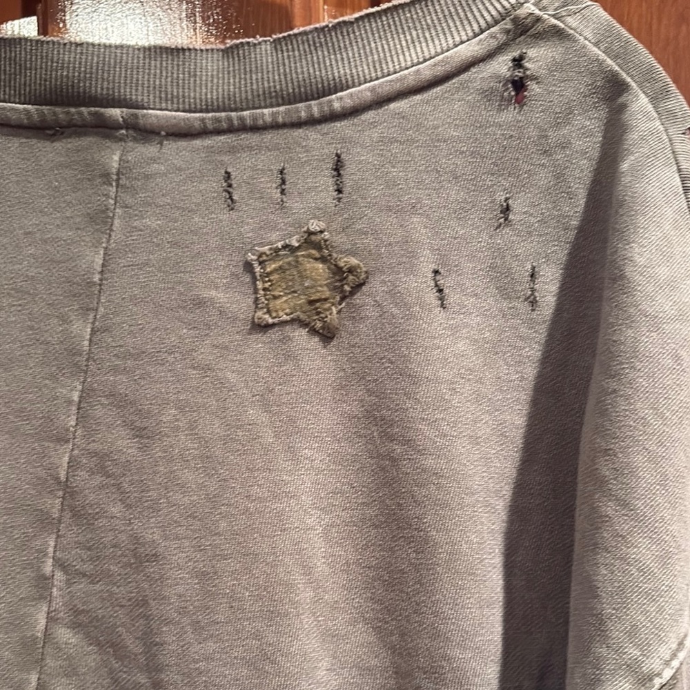 Easel Gray Textured T-Shirt - Picture 9 of 10